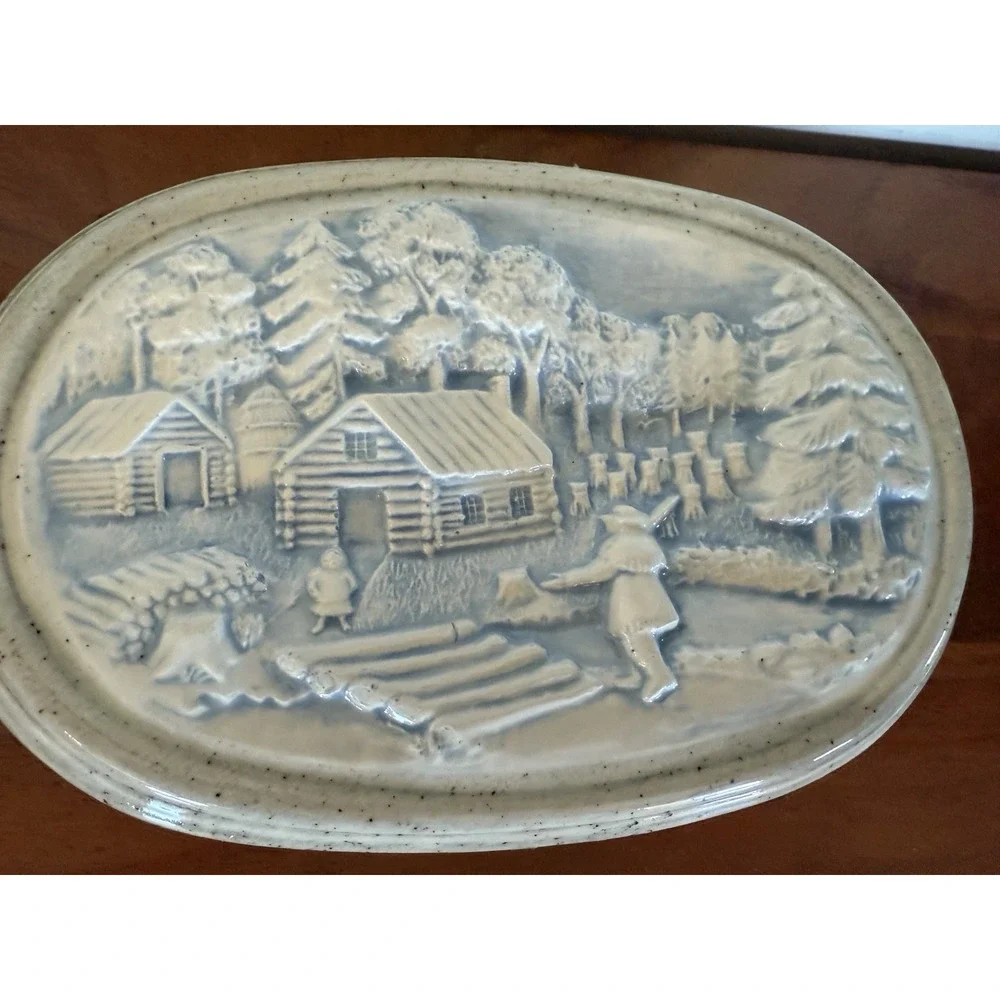VTG Hershey Mold Trinket Box Jewelry Oval‎ Pioneers Log Cabin Ceramic 3D Signed